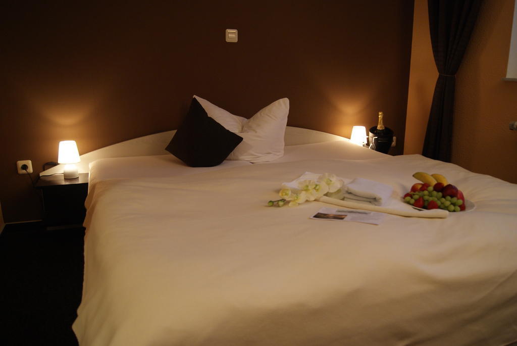 Landhotel Berggaststaette Bickenriede Anrode Room photo